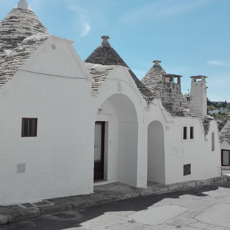 Trulli Resort Monte Pasubio Trulli Bbalberobellocom Exterior foto